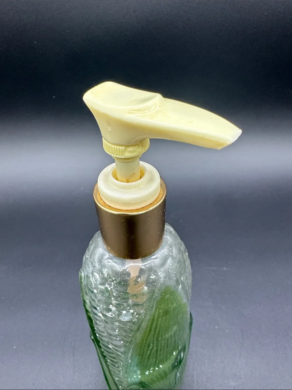 Vintage Avon 1978 Corn Cob Garden Harvest GlassBottle Soap/Lotion Dispenser Pump